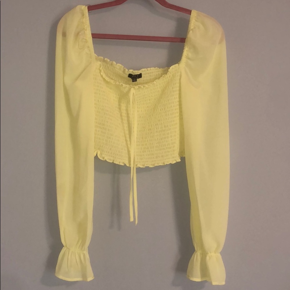 Crop top